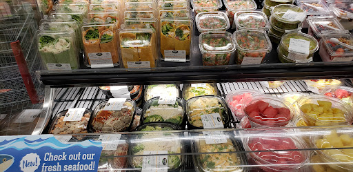 Grocery Store «Grocery Outlet Bargain Market», reviews and photos, 845 Harbor Blvd, West Sacramento, CA 95691, USA