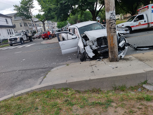 Tire Shop «Firestone Complete Auto Care», reviews and photos, 987 N Main St, Providence, RI 02904, USA