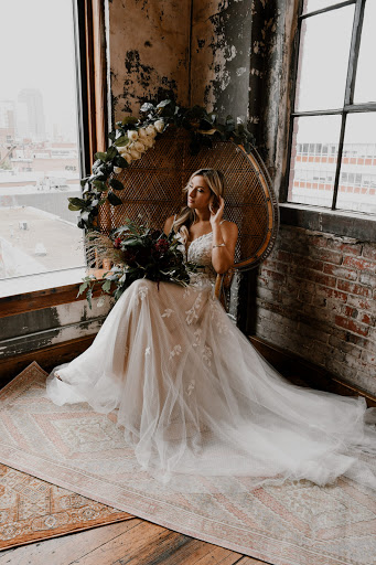 Boutique «Circle Park Bridal Boutique», reviews and photos, 4950 Keller Springs Rd #110, Addison, TX 75001, USA