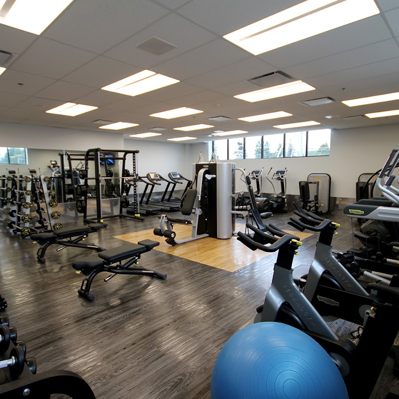 Gold's Gym Port Coquitlam