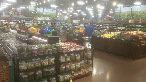 Grocery Store «Kroger Marketplace», reviews and photos, 1931 Jesse Jewell Pkwy SE, Gainesville, GA 30501, USA