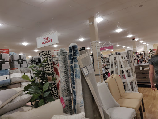 Shopping Mall «Coralwood Shopping Center», reviews and photos, 2301 Del Prado Blvd S, Cape Coral, FL 33990, USA