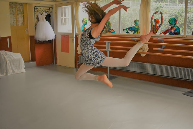 Rezensionen über Lorraine Ballett in Bern - Tanzschule
