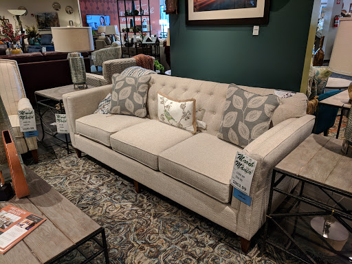 Furniture Store «La-Z-Boy Furniture Galleries», reviews and photos, 3970 Rickey St SE, Salem, OR 97317, USA