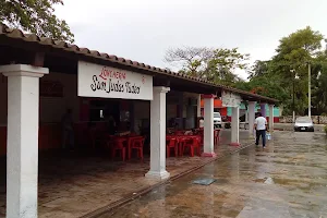 Bazar de comida image