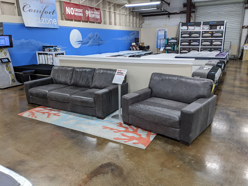 Furniture Store «Hudson’s Furniture & Mattress Outlet», reviews and photos, 3290 W 1st St, Sanford, FL 32771, USA