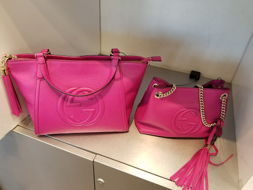 Boutique «Gucci Outlet», reviews and photos, 50 Hartz Way, Secaucus, NJ 07094, USA