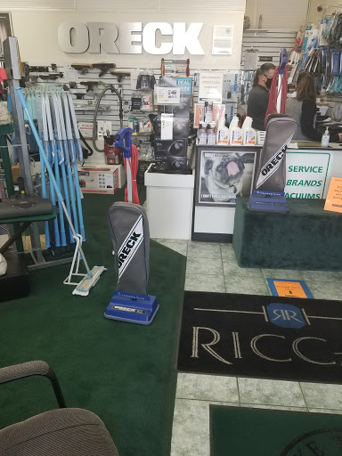 Vacuum cleaner repair shop Costa Mesa