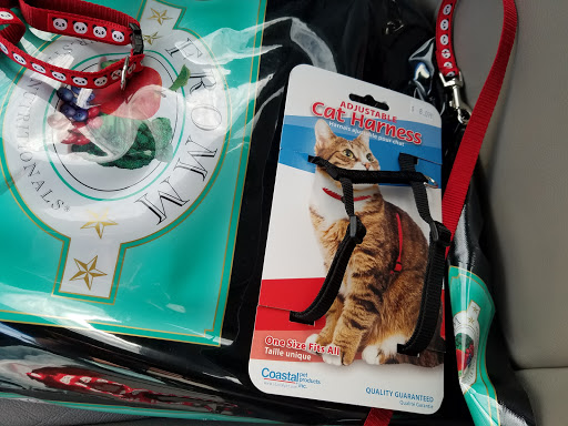 Nashville Pet Products Center, 7085 Old Harding Pike, Nashville, TN 37221, USA, 