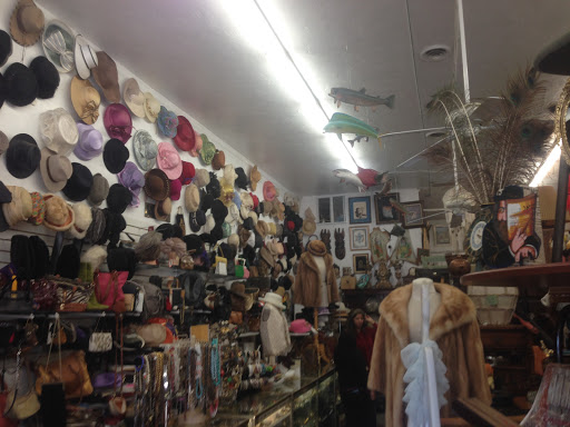 Thrift Store «Helping Hand Thrift Shop», reviews and photos, 1033 S Fairfax Ave, Los Angeles, CA 90019, USA