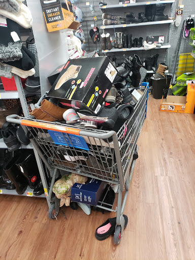 Department Store «Walmart Supercenter», reviews and photos, 1200 Marketplace Dr, Rochester, NY 14623, USA