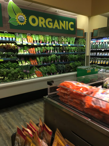 Grocery Store «Vons», reviews and photos, 8949 N Cedar Ave, Fresno, CA 93720, USA