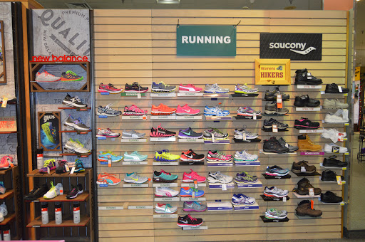 Shoe Store «Reyers Shoe Store», reviews and photos, 40 S Water Ave, Sharon, PA 16146, USA