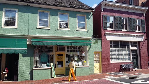 Gift Shop «Very Virginia Shop», reviews and photos, 16 S King St, Leesburg, VA 20175, USA