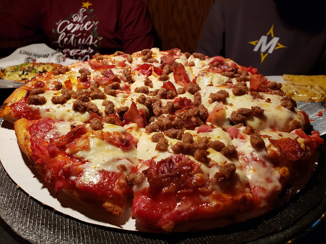 #1 best pizza place in Springfield - Bellacino's Pizza & Grinders