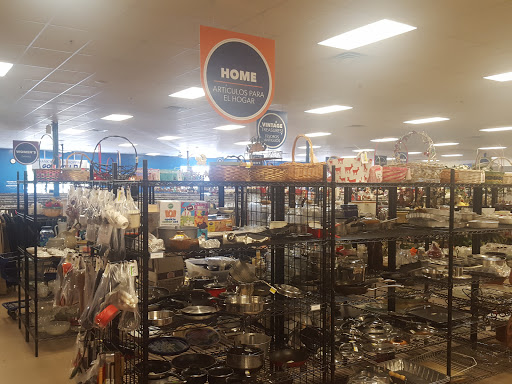 Thrift Store «Gilbert & University Goodwill Retail Store & Donation Center», reviews and photos, 1900 E University Dr, Mesa, AZ 85203, USA