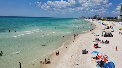 Foto di Spiaggia del M.B. Miller County Pier con costa lunga e dritta