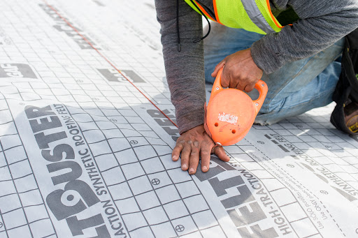 Roofing Contractor «Hoyt Exteriors, inc Roofing, Siding, Decks and Windows», reviews and photos, 15112 Galaxie Ave, Apple Valley, MN 55124, USA