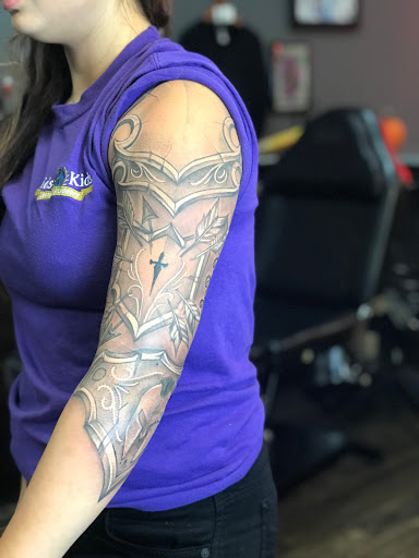 Tattoo Shop «Legacy Arts Tattoo #2», reviews and photos, 19021 Midway Rd #700, Dallas, TX 75287, USA