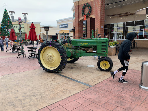 Outlet Mall «The Outlet Shoppes», reviews and photos, 915 Ridgewalk Pkwy, Woodstock, GA 30188, USA