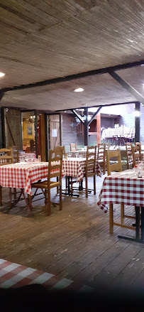 Atmosphère du Restaurant français La Croix d'Augas à Fontainebleau - n°5