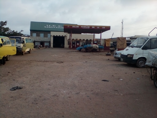 Dullahi Petrol Station, A 235, Tsaunin Kura, Kaduna, Nigeria, Gas Station, state Kaduna