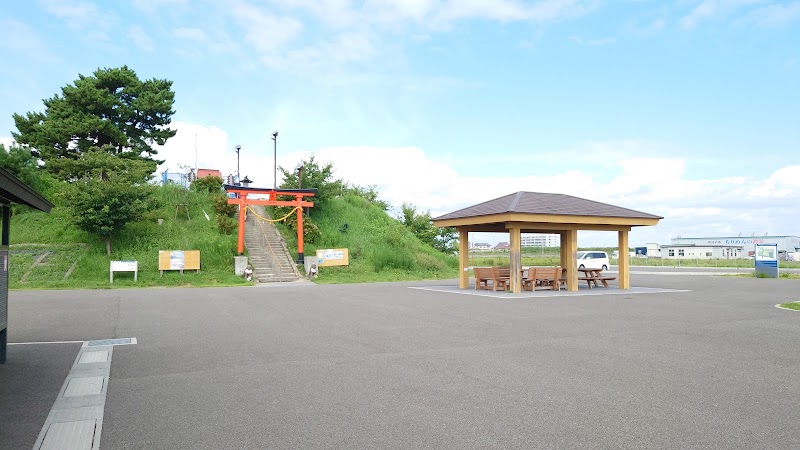 名取市震災メモリアル公園・日和山側大型駐車場