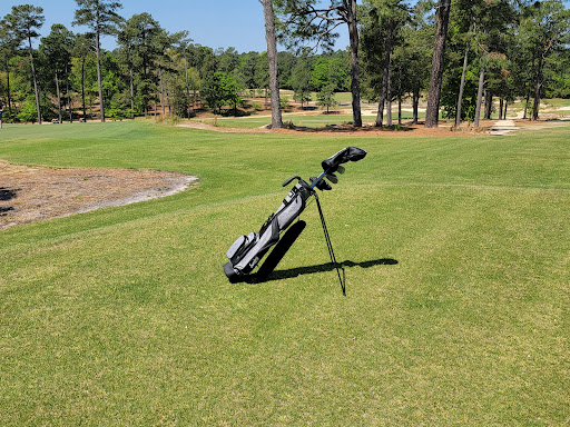 Golf Course «Southern Pines Golf Club», reviews and photos, 290 Country Club Cir, Southern Pines, NC 28387, USA