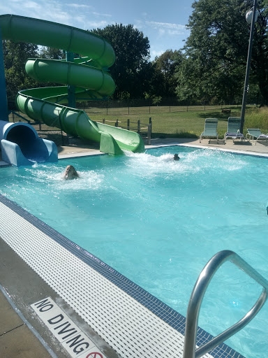 Swim Club «Crystal Lake Park Family Aquatic Center», reviews and photos, 1401 N Broadway Ave, Urbana, IL 61801, USA