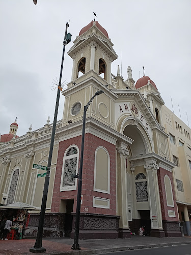 Iglesia Católica Rectoral San José | Guayaquil
