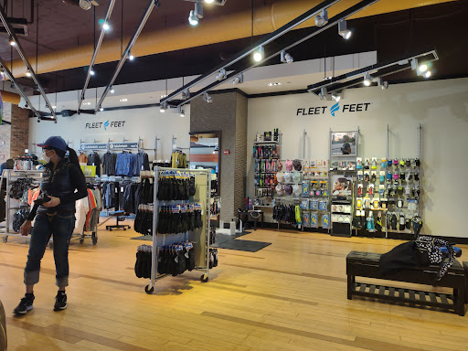 Shopping Mall «The Shops at Roosevelt Collection», reviews and photos, 150 W Roosevelt Rd, Chicago, IL 60605, USA