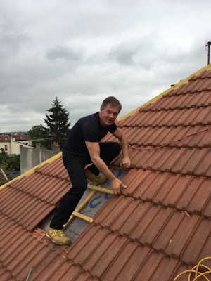 R.D Couvreur MONTROUGE, VANVES, FONTENAY AUX ROSES, BAGNEUX, SCEAUX, L'HAY LES ROSES 92 Depuis 1998 | & Recherche, réparation Fuite à Montrouge