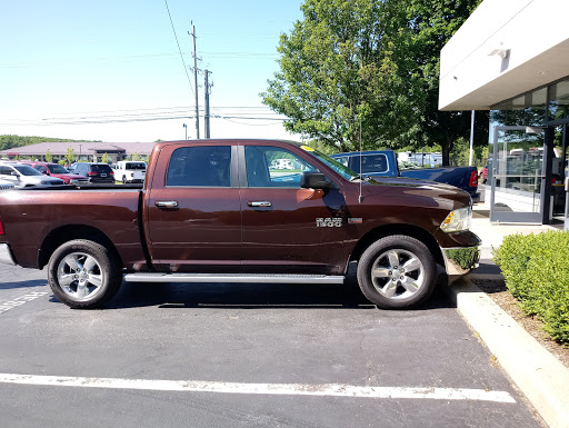 Car Dealer «Al Deeby Chrysler Dodge Jeep Ram», reviews and photos, 8700 Dixie Hwy, Village of Clarkston, MI 48348, USA