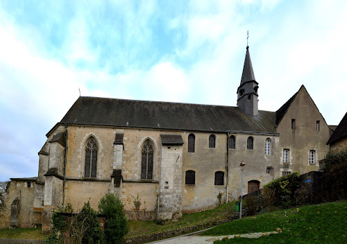 Cloître du couvent Saint François à Mortagne-au-Perche