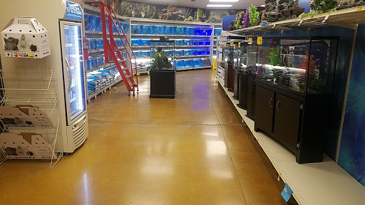 Pet Supply Store «PetSmart», reviews and photos, 7730 S Cicero Ave, Burbank, IL 60459, USA