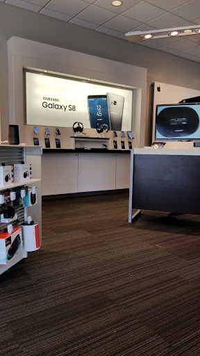 Cell Phone Store «Verizon», reviews and photos, 844 4th St, Santa Rosa, CA 95404, USA
