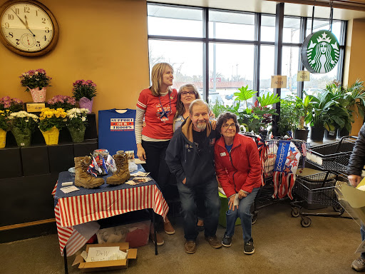 Grocery Store «D & W Fresh Market», reviews and photos, 2103 Parkview Ave, Kalamazoo, MI 49008, USA