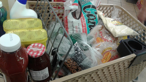 Grocery Store «Devon Market», reviews and photos, 1440 W Devon Ave, Chicago, IL 60660, USA