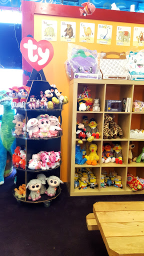 Toy Store «Hopscotch Toys», reviews and photos, 103 SE Baker St, McMinnville, OR 97128, USA