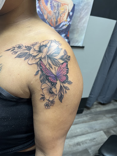 Tattoo Shop «Village Tattoo», reviews and photos, 3627 Leonardtown Rd, Waldorf, MD 20601, USA