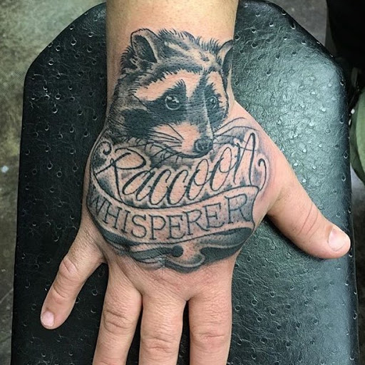 Tattoo Shop «Bulldog Tattoo Parlor», reviews and photos, 3530 Martin Way E, Olympia, WA 98506, USA