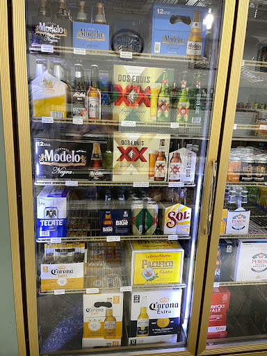 Liquor Store «Short Stop Wine & Spirits», reviews and photos, 2190 Eagle Creek Ln # F, St Paul, MN 55129, USA