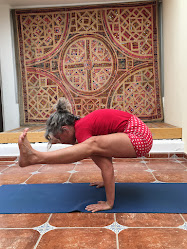 Jen Kagan Yoga - Iyengar Yoga