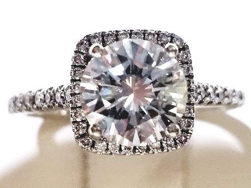 Jewelry Store «Meridian Diamond Co», reviews and photos, 780 Holcomb Bridge Rd, Roswell, GA 30076, USA