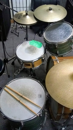 Auto Body Shop «Pacific Elite Collision Centers El Segundo», reviews and photos, 200 Nevada St, El Segundo, CA 90245, USA