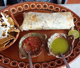 México Lindo y Que Loco photo