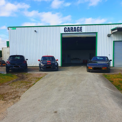 Garage motor's workshop à Dieupentale