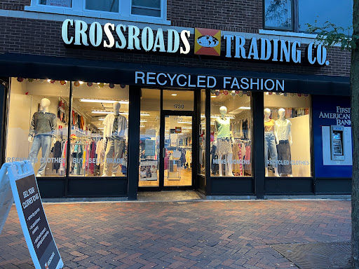 Crossroads Trading Co, 1730 Sherman Ave, Evanston, IL 60201, USA, 