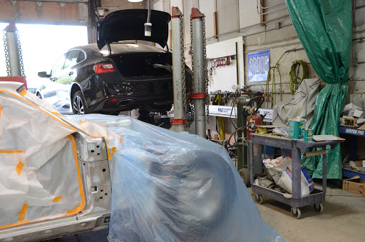 Auto Body Shop «Certified Auto Body», reviews and photos, 29770 US-41, Lake Bluff, IL 60044, USA