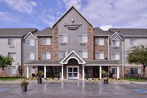 Country Inn & Suites by Radisson, Omaha Airport, IA image